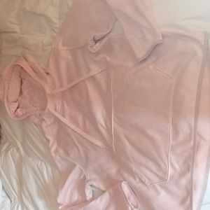 Women's Large UnderArmour Hoody